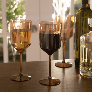 Upscale Round Rose Plastic Wine Cups | 4 Cups