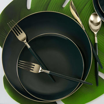 Round Emerald Green and Gold Plastic Plates | 10 Pack
