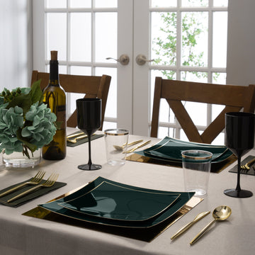 Square Emerald • Gold Plastic Plates | 10 Pack